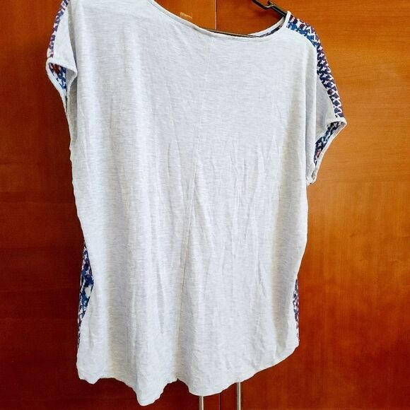 Two by Vince Camuto women's short sleeve top - Picture 6 of 10